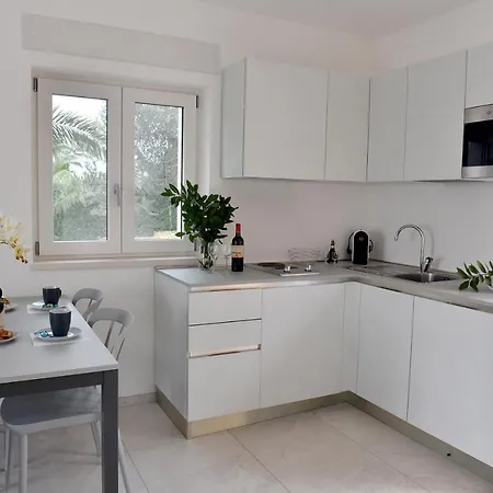 Margherita - Villaggio Di Mary Holiday home *